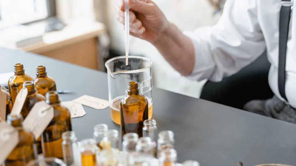 Comment trouver une alternance en Parfumerie ?